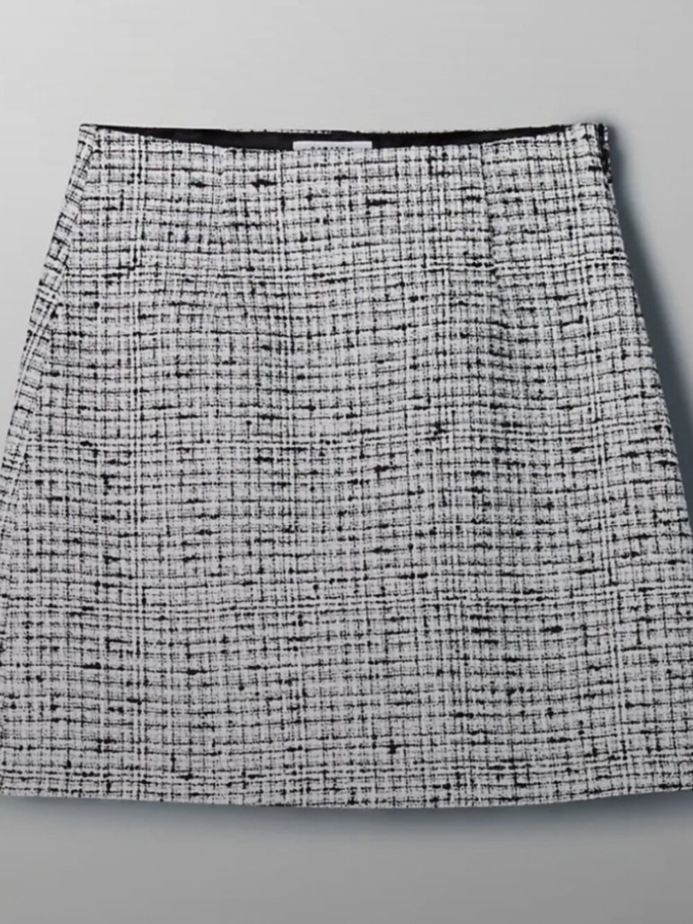 Aritzia Babaton Little Tweed Skirt Black and White Size 4